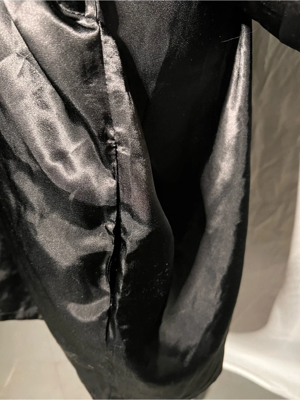 Torrid 2 (2X) Black Satin Lace-Trim Robe - Women's Intimates - Picture 5 of 7